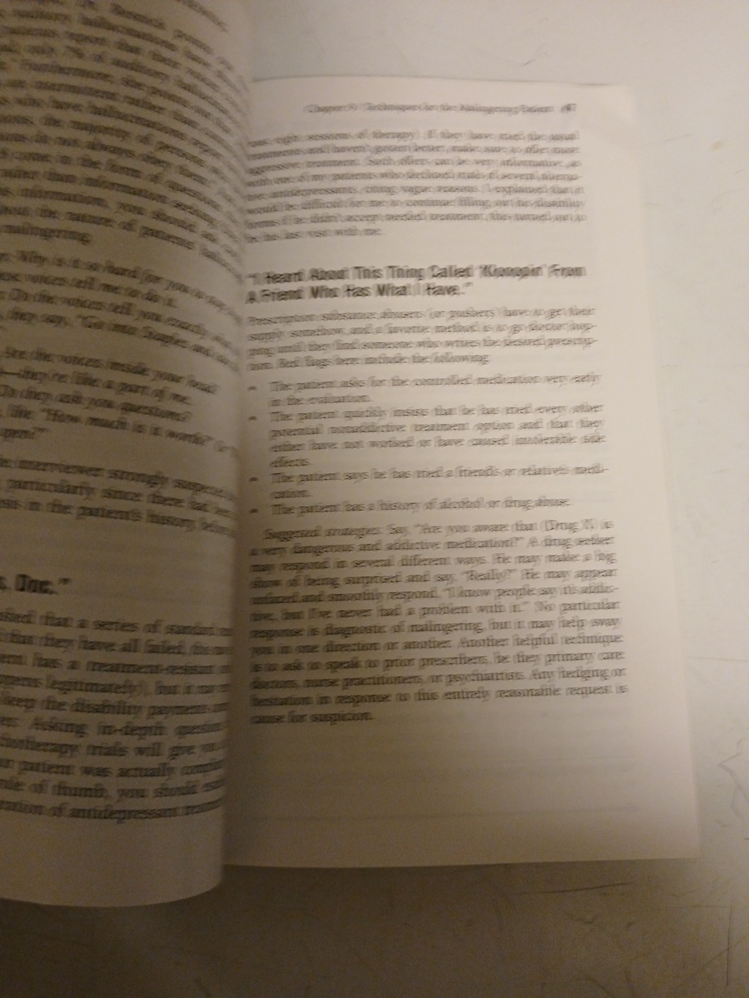 The Psychiatric Interview – Paperback, by Carlat Daniel – Good