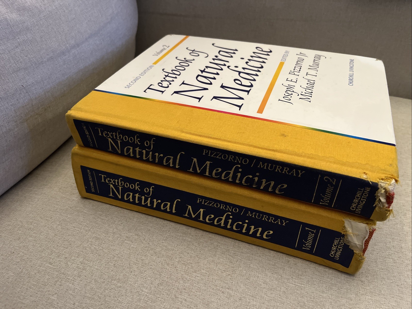 Textbook of Natural Medicine by Joseph E. Pizzorno and Michael T. Murray 1999
