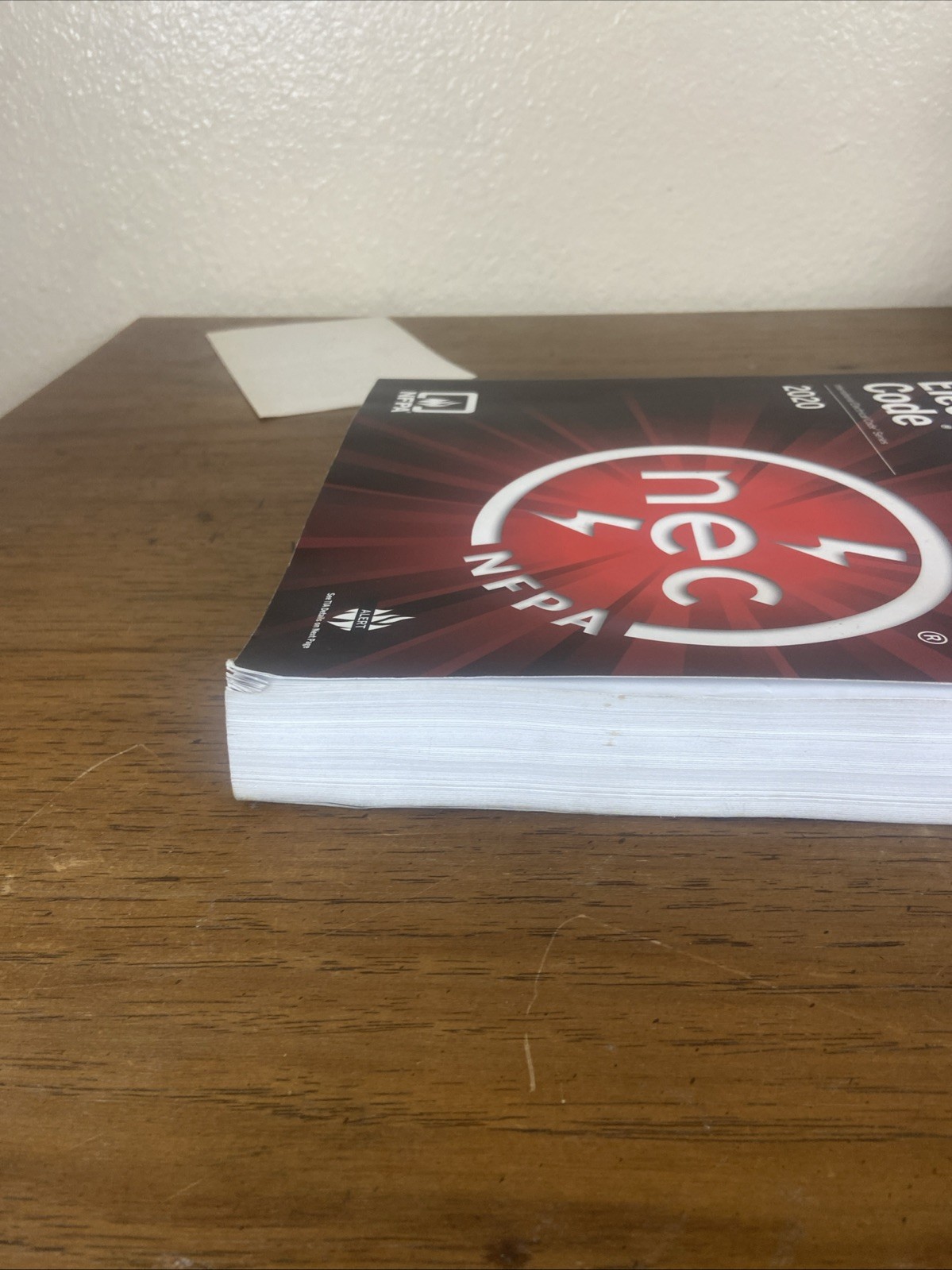 NFPA 70 National Electrical Code 2020 Softbound – Black/Red 8.5×11