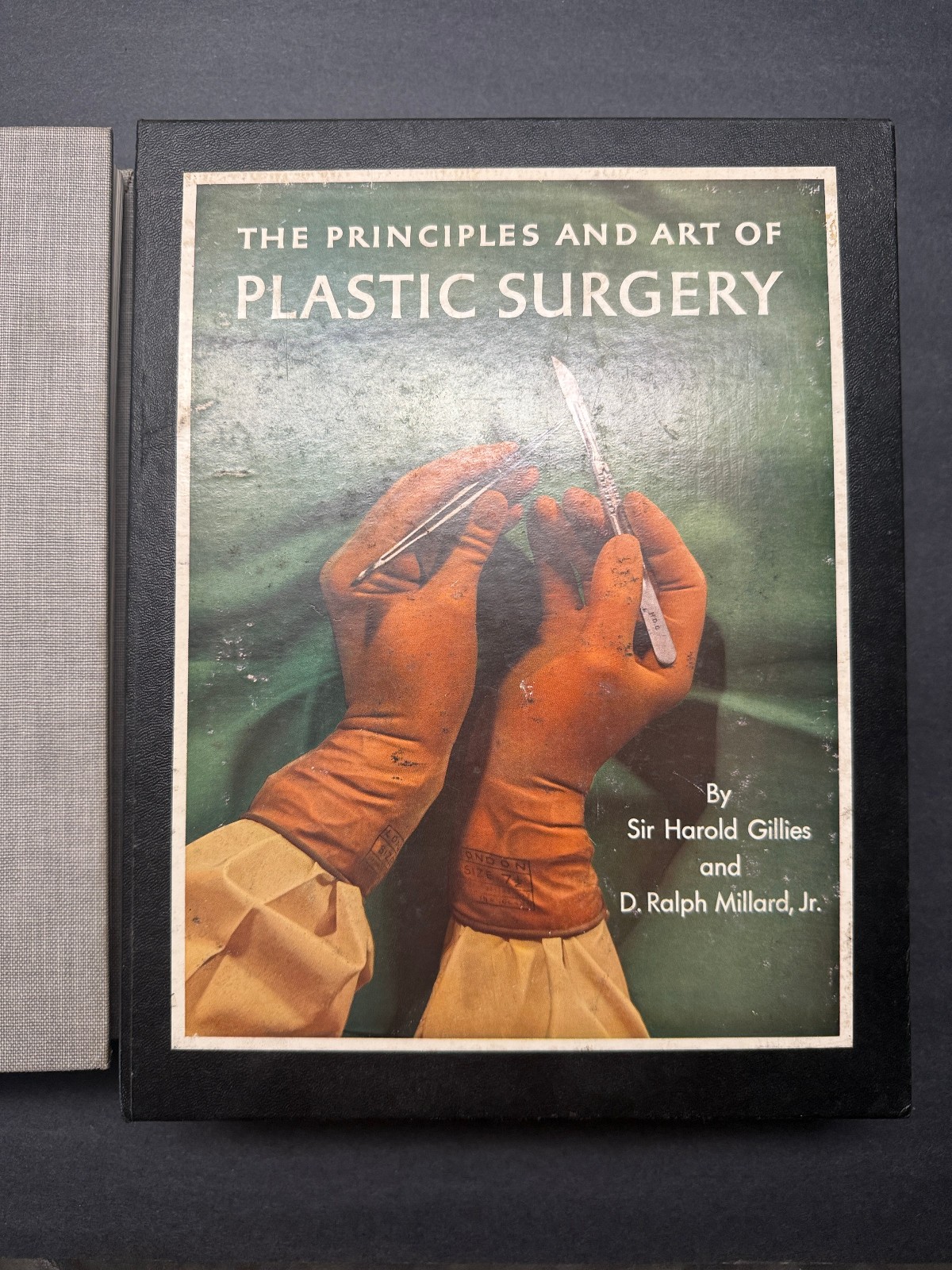 THE PRINCIPLES AND ART OF PLASTIC SURGERY GILLIES & MILLARD 1ST EDITION SLIPCASE