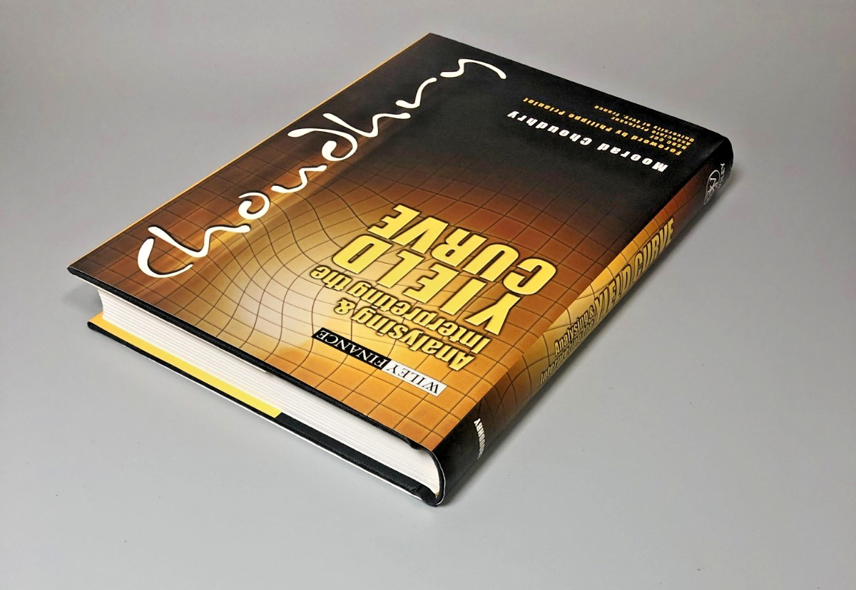 Analysing Interpreting the Yield Curve Moorad Choudhry Wiley Finance HB