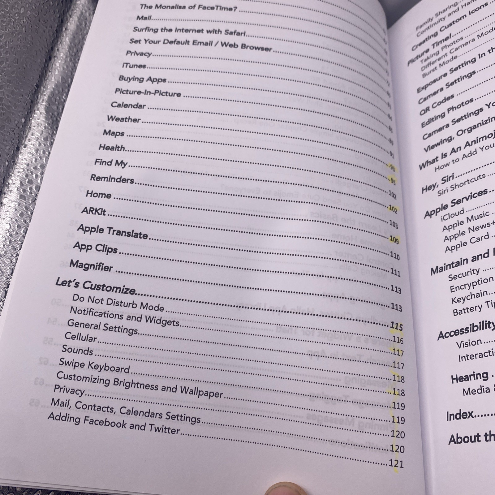 A Seniors Guide to iPhone 12 Mini: A Rid- 1610422627, paperback, Scott La Counte