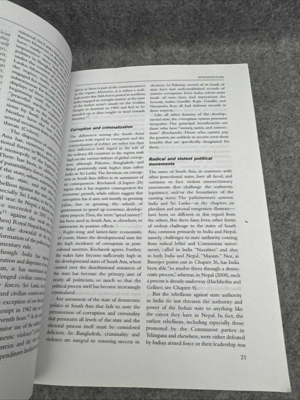 Routledge Handbook of South Asian Politics : India, Pakistan, Bangladesh, Sri…