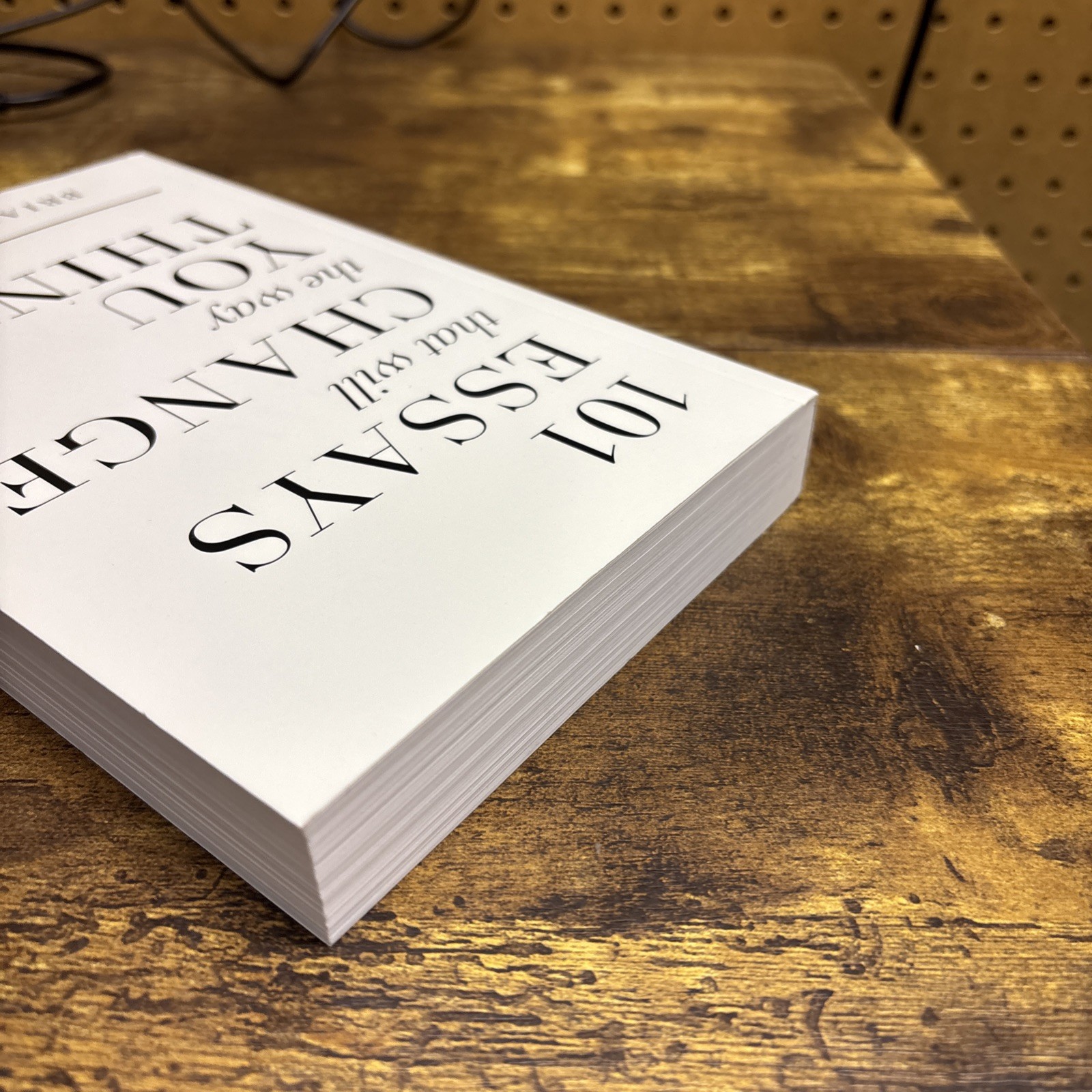 101 Essays That Will Change the Way You Think by Brianna Wiest (2016, Trade…