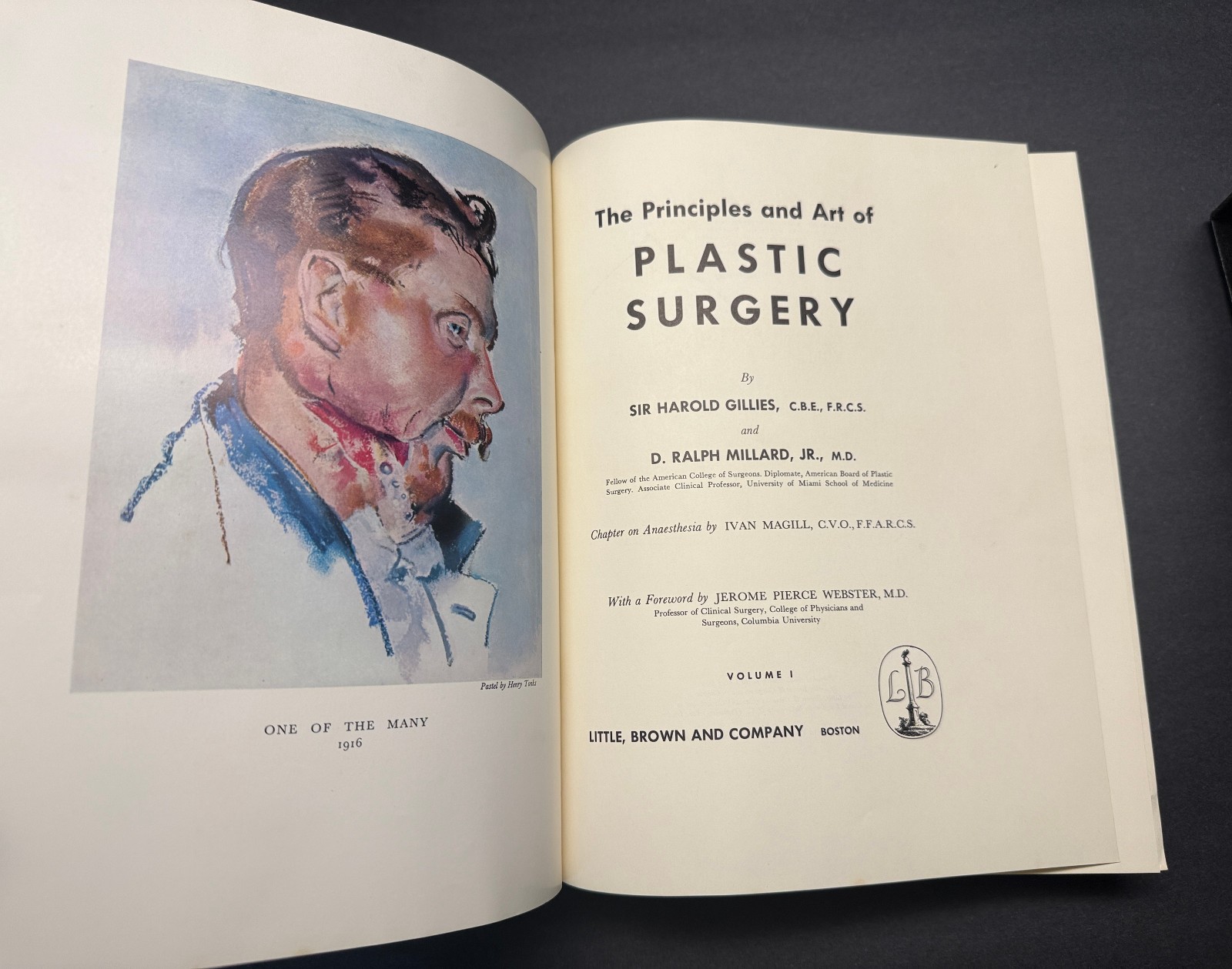 THE PRINCIPLES AND ART OF PLASTIC SURGERY GILLIES & MILLARD 1ST EDITION SLIPCASE