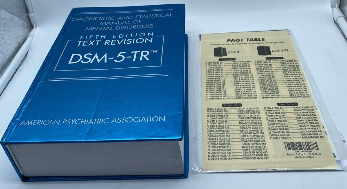 Diagnostic and Statistical Manual of Mental Disorders : DSM-5-TR Hardcover