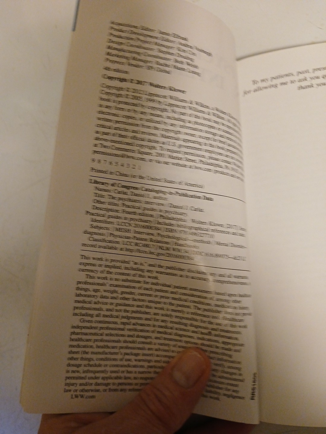 The Psychiatric Interview – Paperback, by Carlat Daniel – Good
