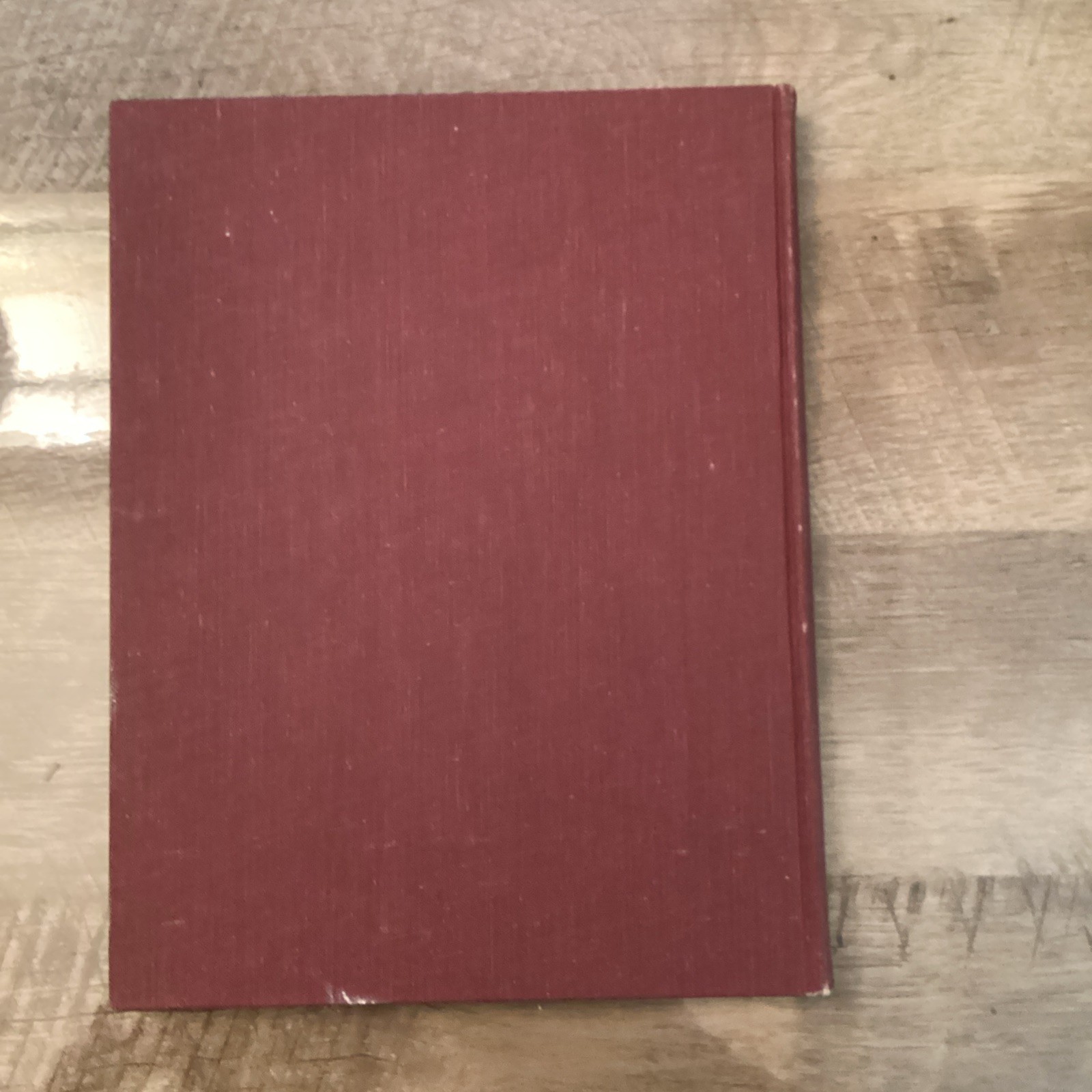 THE JOSEPH BULOVA SCHOOL OF WATCHMAKING Training Manual 1968- 9th Edition HC -VG