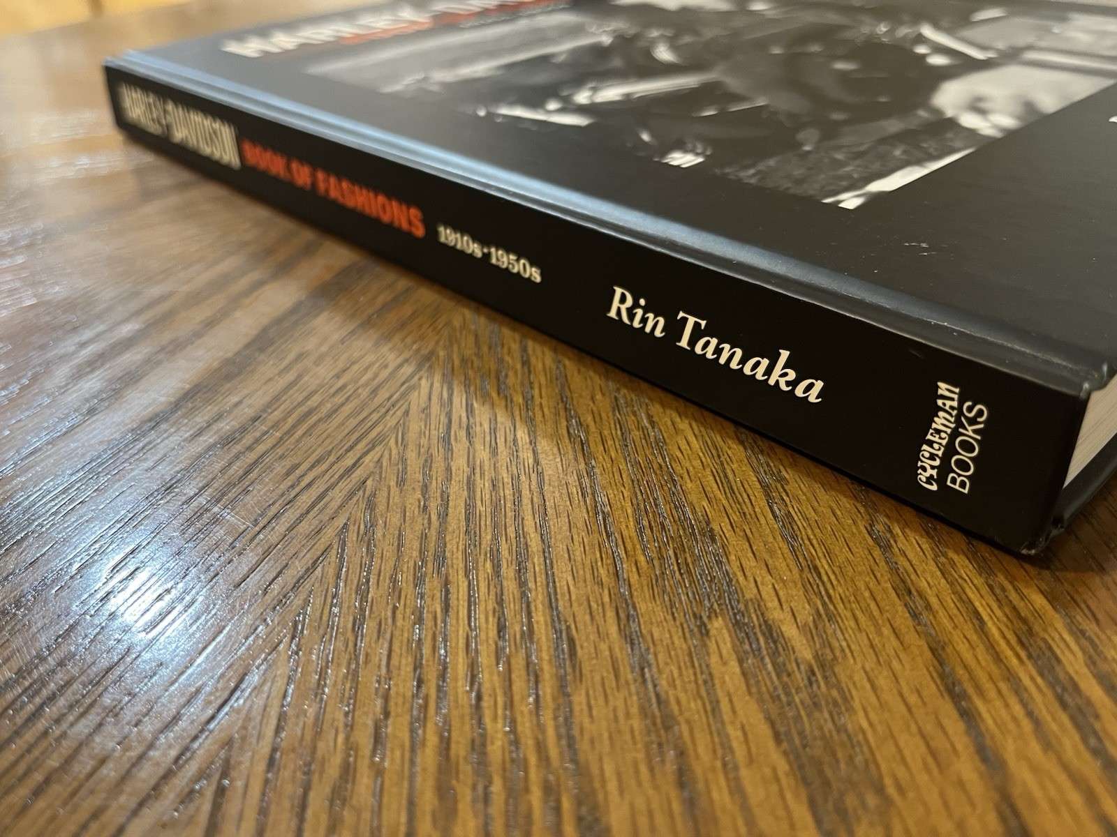 HARLEY-DAVIDSON BOOK OF FASHIONS 1910s-1950s Rin Tanaka 2008 1st Edition HC
