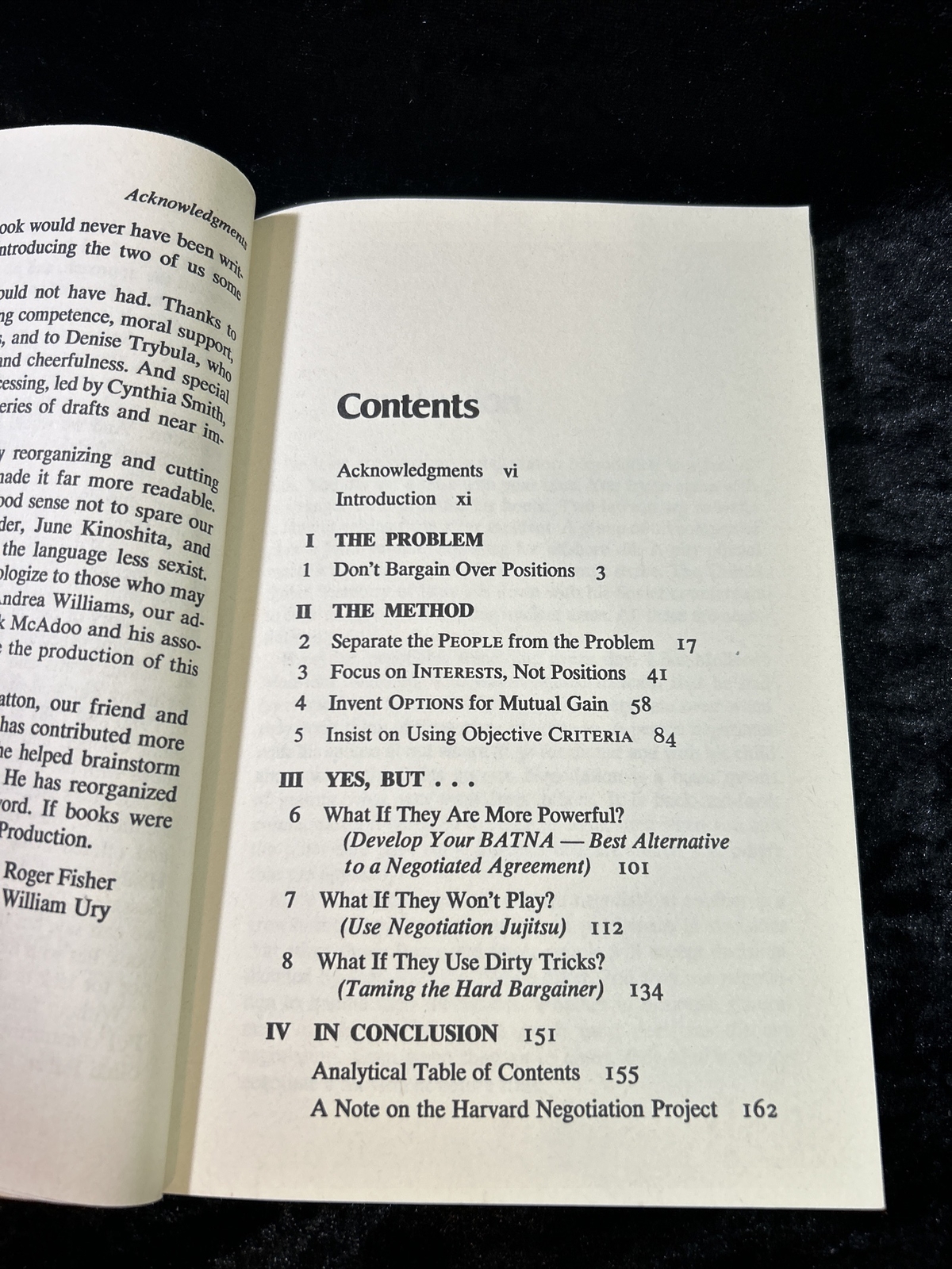 Getting to Yes: Negotiating Agreement Without Giving In – Roger Fisher -p/b 1983