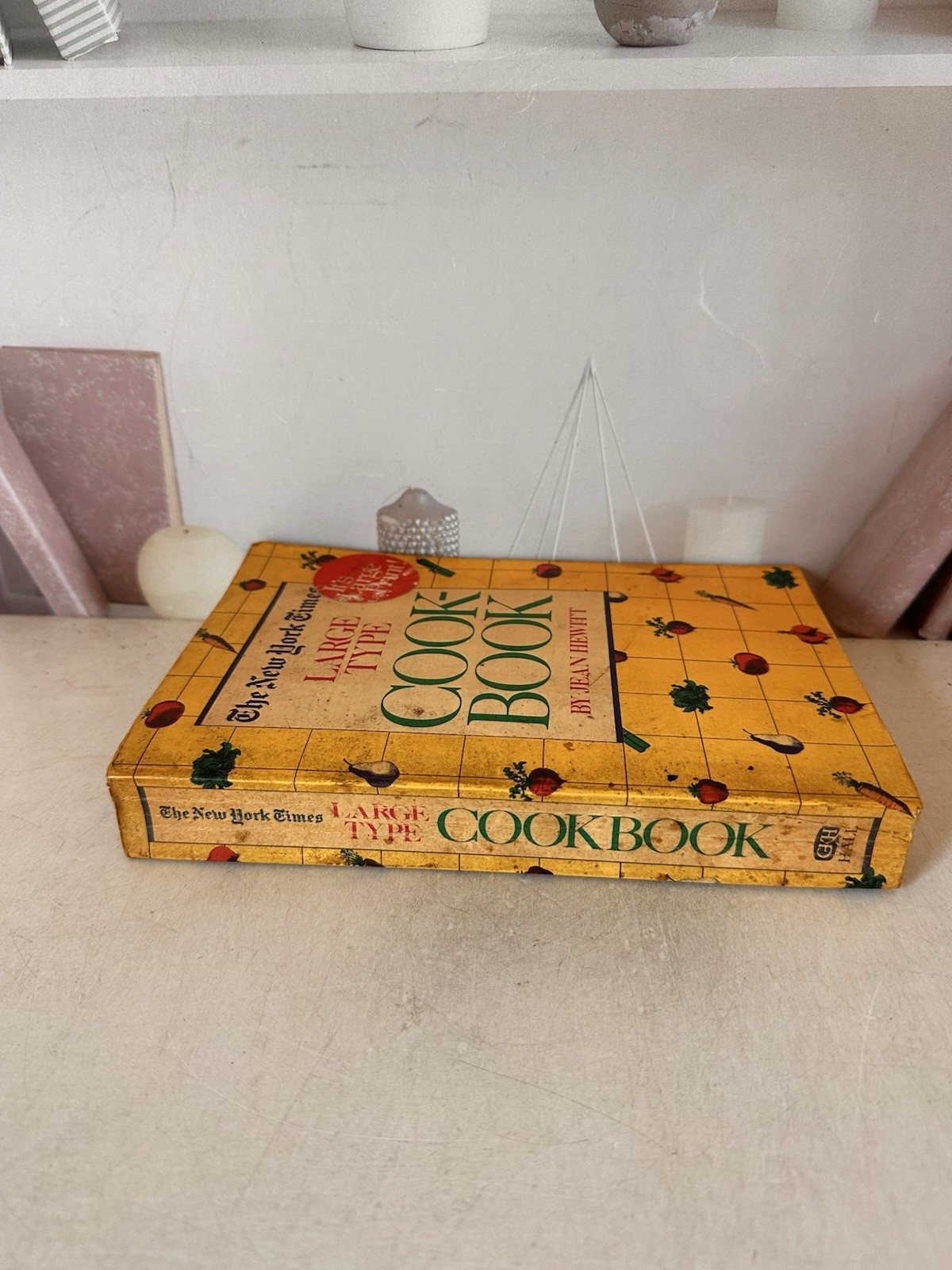 The New York Times Large Type Cookbook by Jean Hewitt 1984