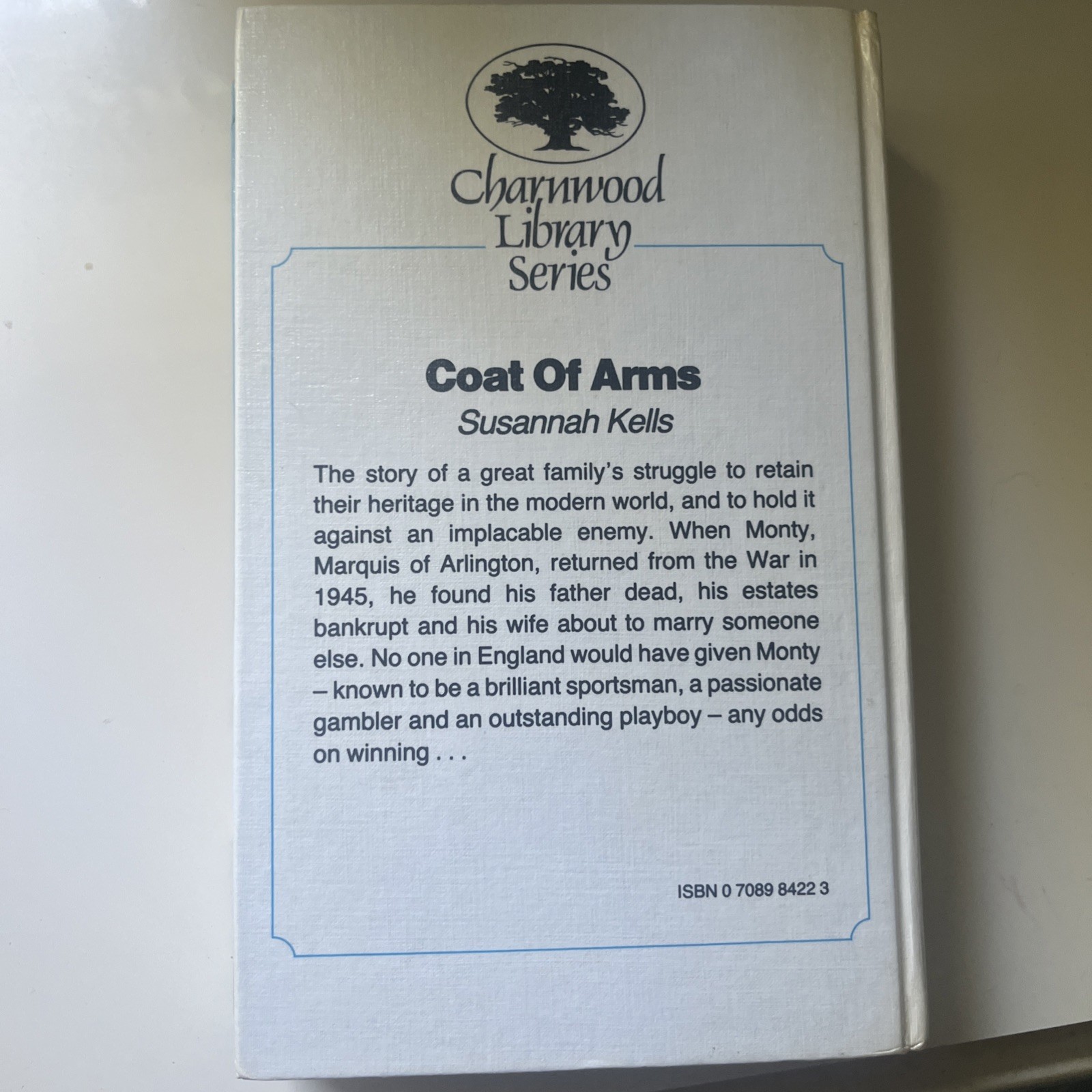Coat of Arms by Susannah Kells (Bernard Cornwell) Charnwood Large Type. HC. Exlb