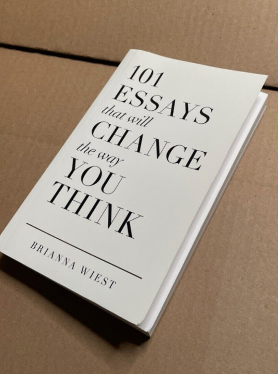 101 Essays That Will Change The Way You Think, Brianna West – Good